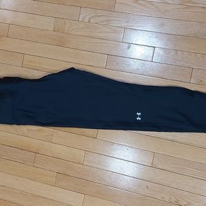 Under Armor cropped leggings